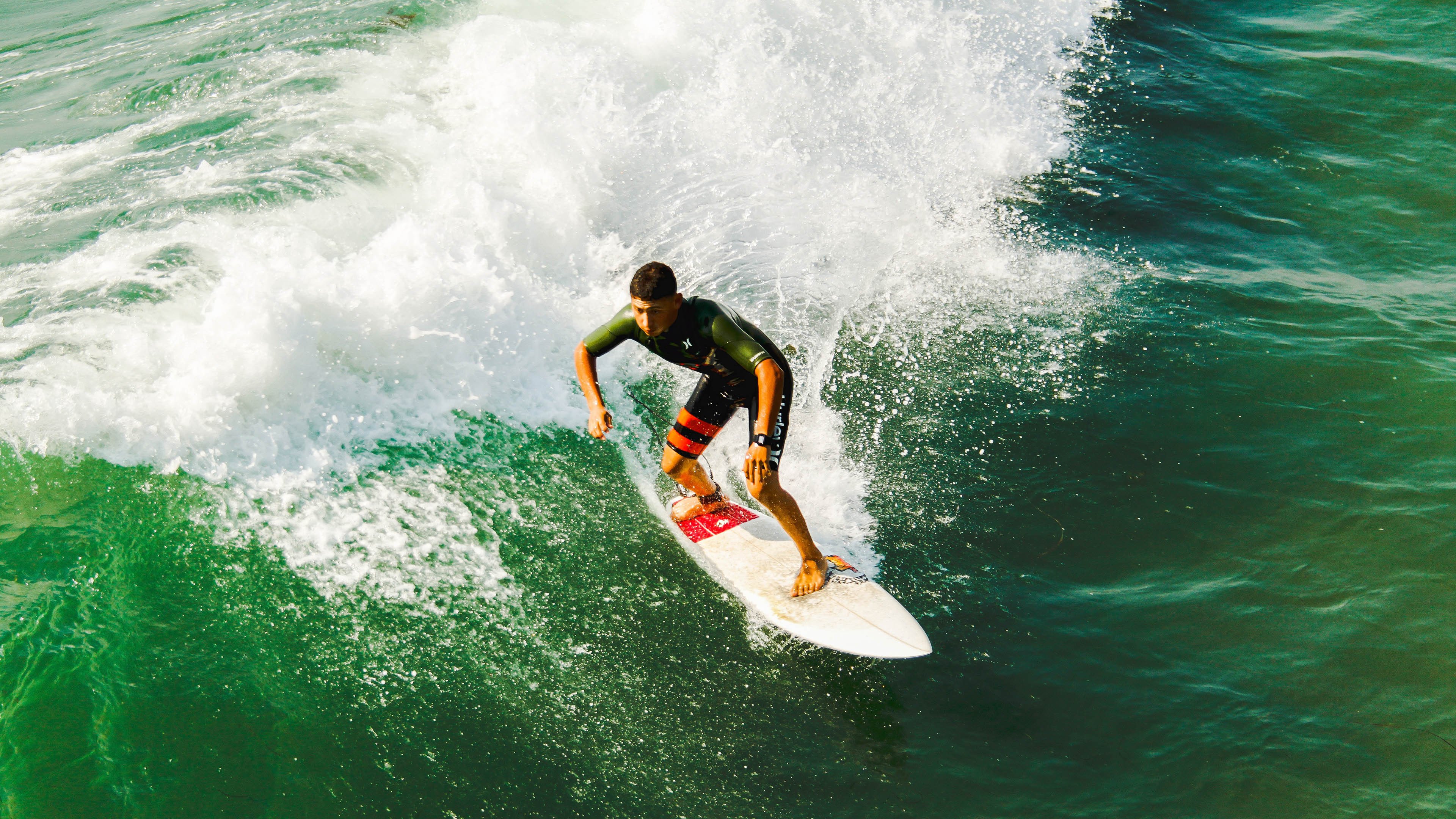 球员联盟举办慈善赛，用爱心传递正能量，足球明星慈善赛
