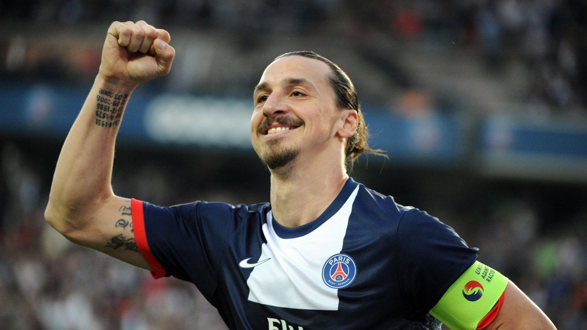 球队是否应发布年度社会责任报告，球队规定